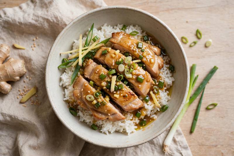 Photo of Ginger Scallion Chicken Rice Bowl, a lunch recipe from FluentFuel