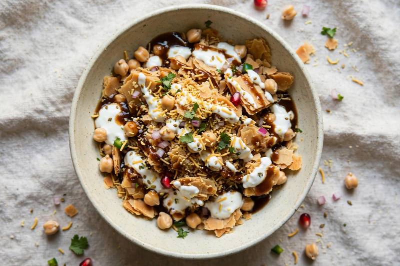 Photo of Samosa Chaat Bowl, a lunch recipe from FluentFuel